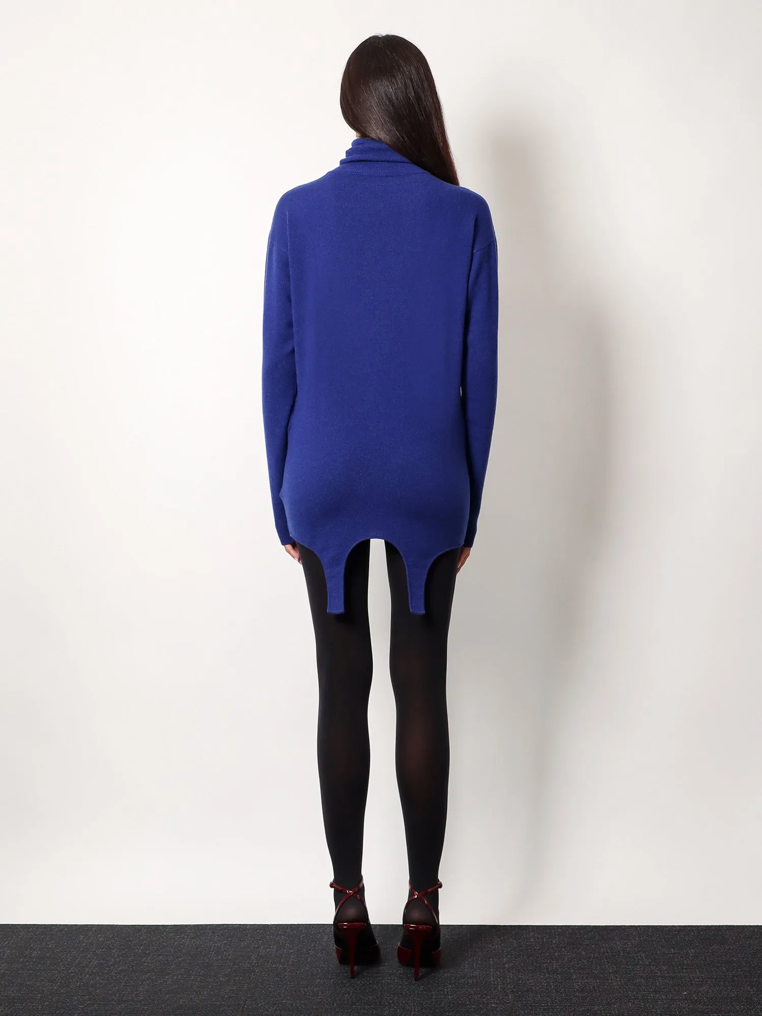 Cashmere sweater with garter detail