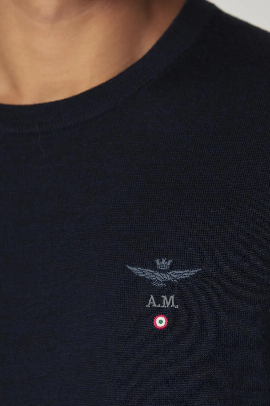Crew neck wool sweater