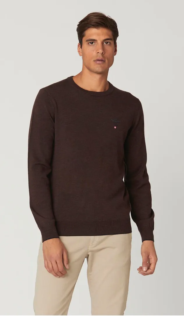 Crew neck wool sweater