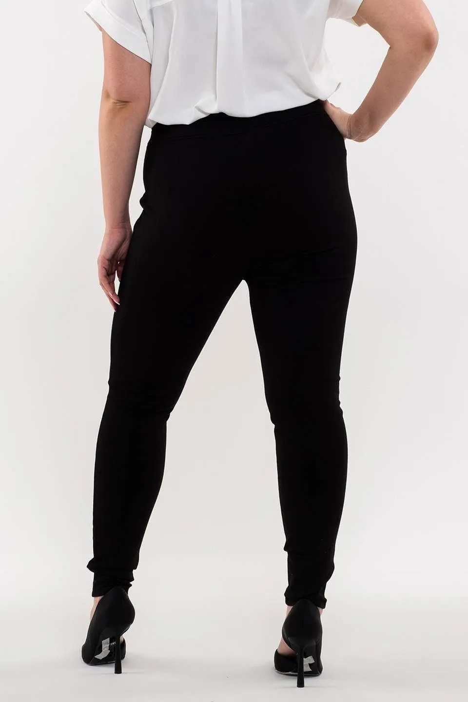 Curvy Ilah High Waist Skinnies