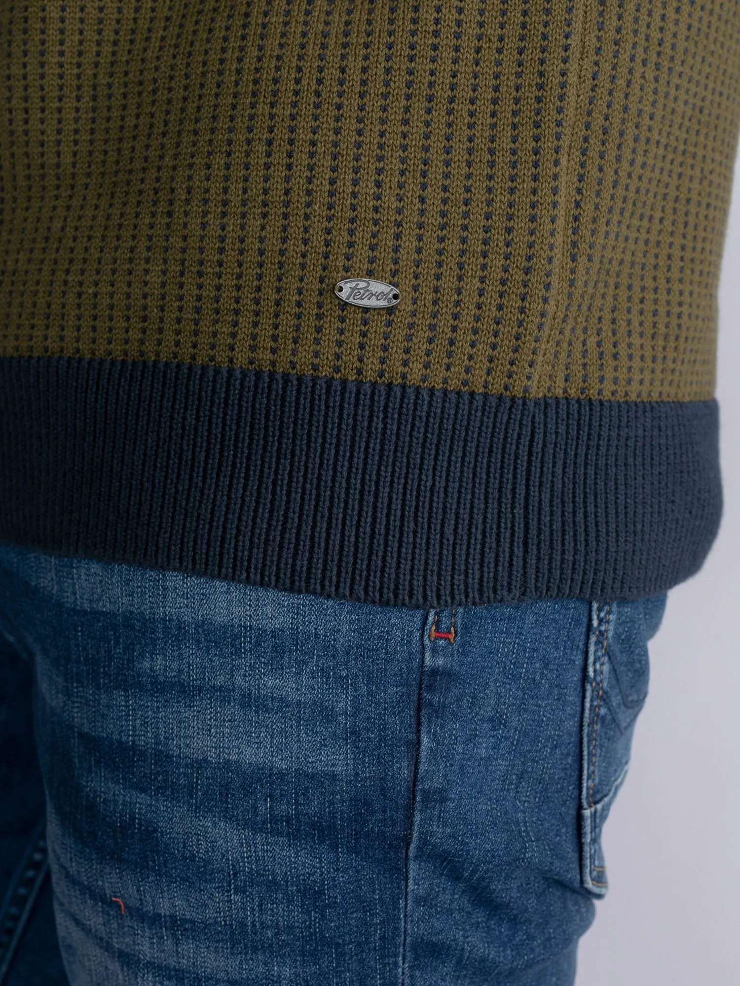 Knitted pullover Sunnyside