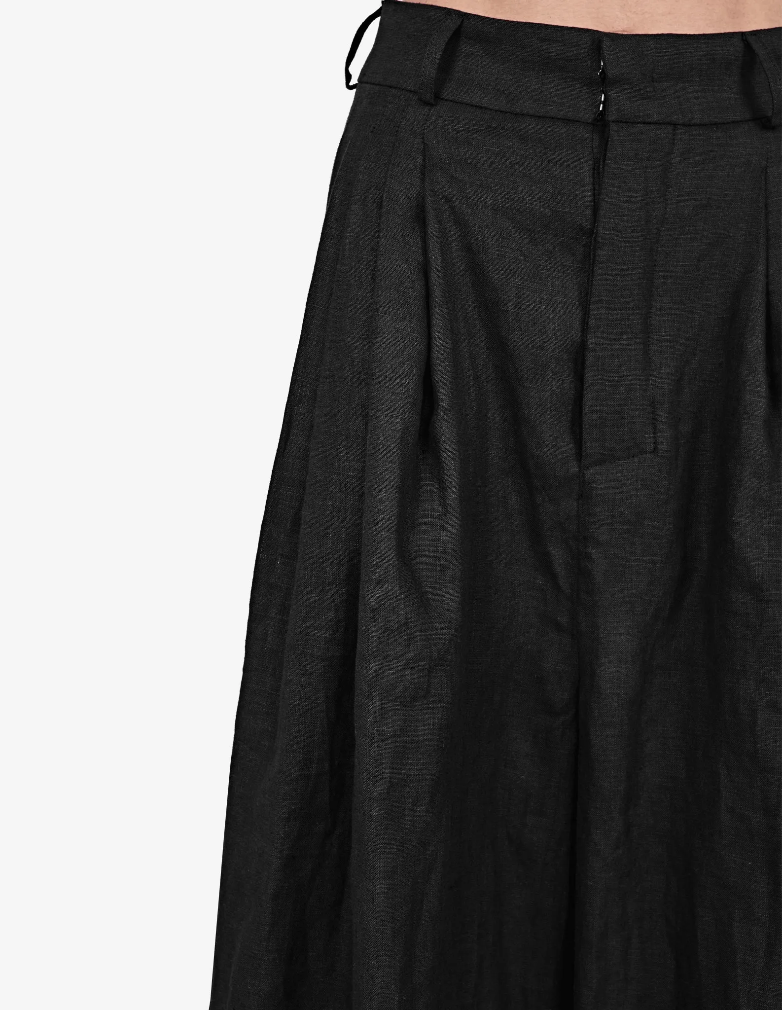 Wide-Leg Linen Pants
